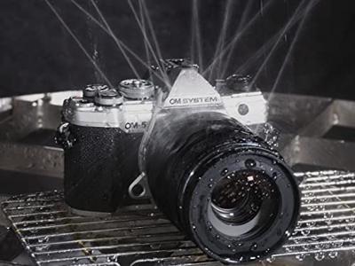 OM SYSTEM OM-5 body zilver