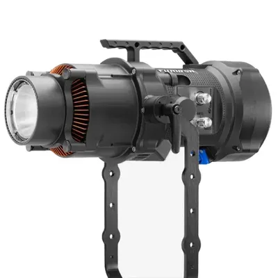 Maxima Furiosa LED Light incl. Profoto adapter and Trolley Flight Case