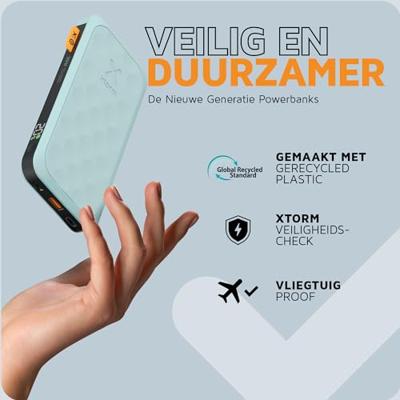 Xtorm Fuel Series Power Pack 20 W 10.000 mAh Powerbank Blauw - thumbnail
