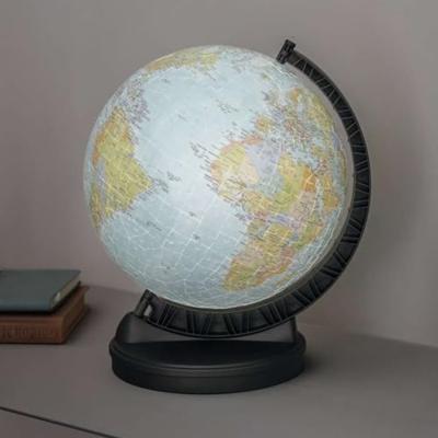Ravensburger 3D puzzel 540 stukjes aarde met licht Ravensburger 3D puzzel 540 stukjes aarde met licht