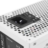 Sharkoon Rebel P30 Gold White 1000W voeding - thumbnail