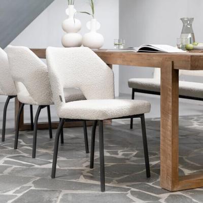 MUST Living Eetkamerstoel 'Bloom' Bouclé, kleur Naturel MUST Living Eetkamerstoel 'Bloom' Bouclé, kleur Naturel