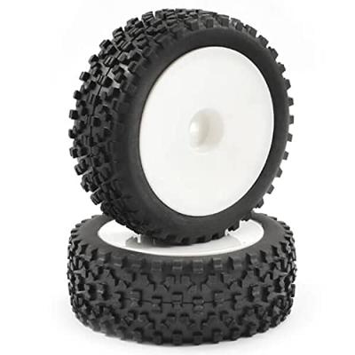 Fastrax Cuboid voorbanden op witte dish velgen voor 1/10 buggy