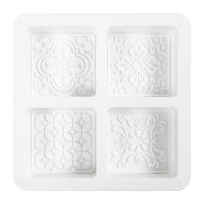 https://www.cchobby.nl/siliconen-vormen-vierkant-met-grafisch-design-h-2-4-cm-l-6-8-cm-b-6-8-cm-4-stuk-1-doos