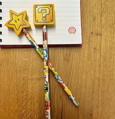 Super Mario - Pencils & Toppers