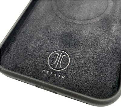 JT Berlin SilikonCase Steglitz Backcover Apple iPhone 16 Zwart Inductieve lading, MagSafe compatible