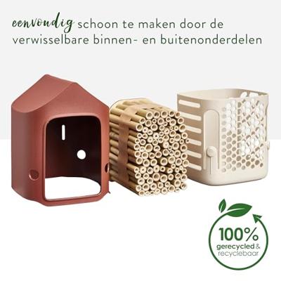 Elho Cosy Insect Hotel 18cm - Geschikt voor Insecten en Bijen - 100% Gerecycled Plastic - L17.6 x B18 x H23 cm - Toscaans Rood