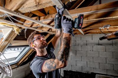 Metabo Accu Combo Set 2.8.1 | BS 18 (Boorschroefmachine) + SSD 18 LT 200 BL (Slagschroevendraaier) | 18 V | 2x2.0Ah, SC 30 | In Metabox - 685193000 Metabo Accu Combo Set 2.8.1 | BS 18 (Boorschroefmachine) + SSD 18 LT 200 BL (Slagschroevendraaier) | 18 V | 2x2.0Ah, SC 30 | In Metabox - 685193000