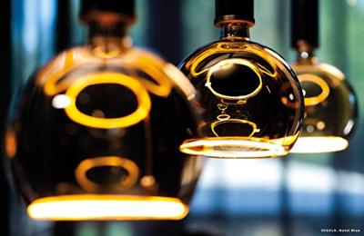 Segula Lamp Floating LED G125 6W 220LM 1900K Dimbaar Smoke Segula Lamp Floating LED G125 6W 220LM 1900K Dimbaar Smoke