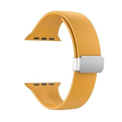 Siliconen bandje - Folding Buckle - Oker - Geschikt voor Apple Watch 44mm / 45mm / 46mm / 49mm Siliconen bandje - Folding Buckle - Oker - Geschikt voor Apple Watch 44mm / 45mm / 46mm / 49mm