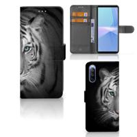Sony Xperia 10 III | Telefoonhoesje | Met pasjeshouder | Tijger - thumbnail