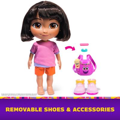 Dora pop met muziek poppenkleding en accessoires - thumbnail