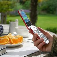 Doro 6820 4G Eenvoudige Klaptelefoon Wit/Zwart - thumbnail