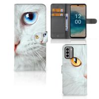 Nokia G22 | Telefoonhoesje | Met pasjeshouder | Witte Kat - thumbnail