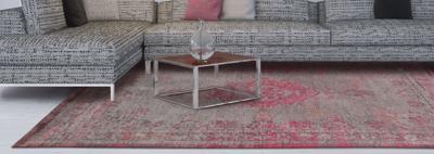 Louis de Poortere - 8261 Fading World Medallion Pink Flash - 140x200 cm Vintage Vloerkleed Louis de Poortere - 8261 Fading World Medallion Pink Flash - 140x200 cm Vintage Vloerkleed