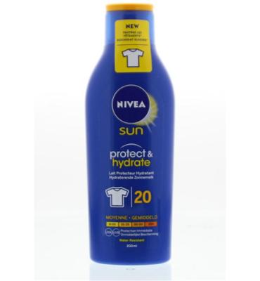 Nivea Nivea Sun Zonnemelk - Protect & Hydrate - SPF20 - 200 ml