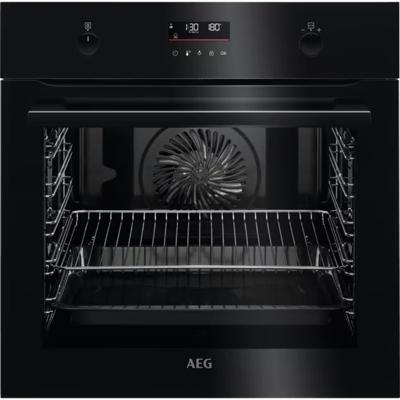 AEG BPE535E70B met Pyroluxe Plus zelfreinigingsfunctie AEG BPE535E70B met Pyroluxe Plus zelfreinigingsfunctie