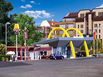 Vollmer 43635 H0 Fastfood-restaurant McDonalds met McCafé Vollmer 43635 H0 Fastfood-restaurant McDonalds met McCafé