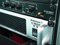 Omnitronic A-3603 PA-versterker RMS vermogen per kanaal op 4 Ω: 800 W - thumbnail