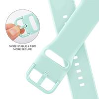 Soft siliconen bandje met gespsluiting - Mint groen - Geschikt voor Apple Watch 44mm / 45mm / 46mm / 49mm - thumbnail