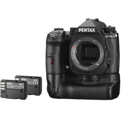 Pentax K-3 III Kit Zwart - APS-C DSLR Body Met D-BG8 Batterij Grip en Reserve D-LI90 Lithium Ion Batterij
