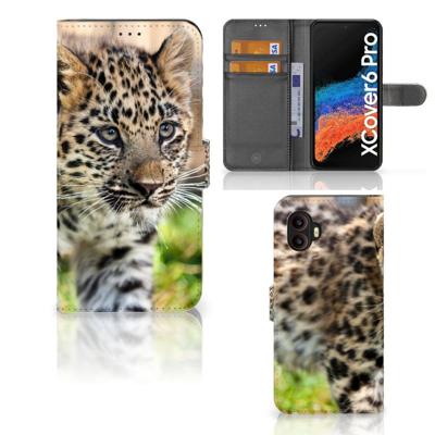 Samsung Galaxy Xcover 6 Pro | Telefoonhoesje | Met pasjeshouder | Baby Luipaard Samsung Galaxy Xcover 6 Pro | Telefoonhoesje | Met pasjeshouder | Baby Luipaard