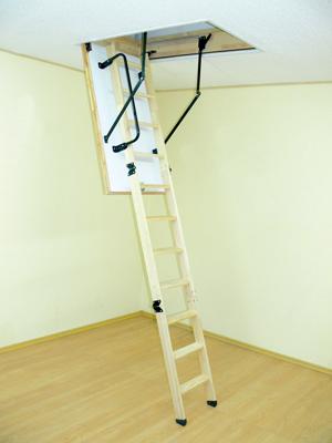 Altrex Woodytrex-De Luxe 3-delige zoldertrap (inklap) 120 x 60 - 505062