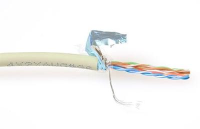 F/UTP kabel CAT5e op rol 100 meter ivoor LSZH soepel