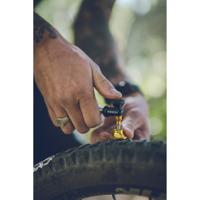 Lezyne tubeless co2 blaster incl. two co2 cartridges - thumbnail