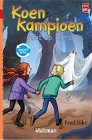 Koen Kampioen omkeerboek in de krant -op kamp - Fred Diks - Hardcover (9789020648676) - thumbnail