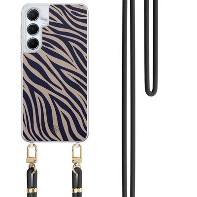 Samsung Galaxy A35 hoesje met zwart koord - Wavy twist Samsung Galaxy A35 hoesje met zwart koord - Wavy twist