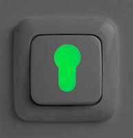 SecuCare Glow in the dark sticker voor cilinders van sloten - thumbnail