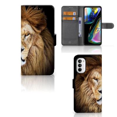Motorola Moto G52 | Moto G82 | Telefoonhoesje | Met pasjeshouder | Leeuw Motorola Moto G52 | Moto G82 | Telefoonhoesje | Met pasjeshouder | Leeuw