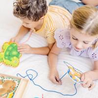 Melissa & Doug borduren op hout dieren - thumbnail
