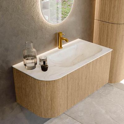 Mondiaz KURVE-DLUX 95 cm Onderkast Greeploos 1 Lade Met Deuren Oak, Wastafel Solid Surface Rechts Ostra 1 Kraangat Zonder Spiegel (KRVBGS95L1L1D1KR-Oak/Ost)