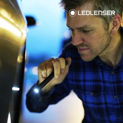 Ledlenser P4 Core Zaklantaarn Zwart