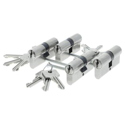 Starx Starx profielcilinder gelijksluitend (3x) vernikkeld - 60 (30/30) mm Starx Starx profielcilinder gelijksluitend (3x) vernikkeld - 60 (30/30) mm