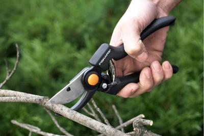 Fiskars Snoeischaar Pro bypass P90