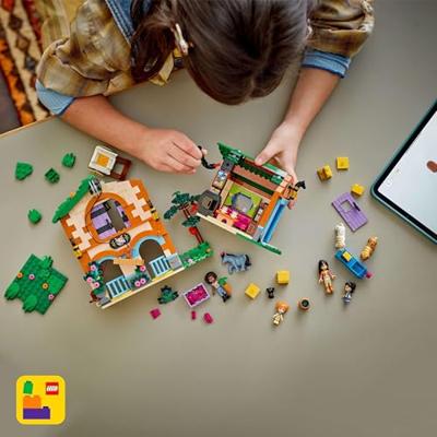 LEGO Friends ponyboerderij en stal 42654 - thumbnail