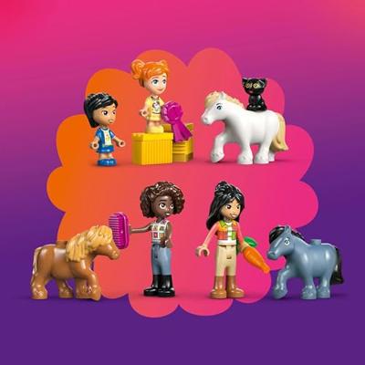 LEGO Friends ponyboerderij en stal 42654 - thumbnail