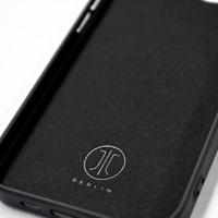 JT Berlin BackCase Pankow Soft Backcover Apple iPhone 16 Plus Zwart Inductieve lading - thumbnail