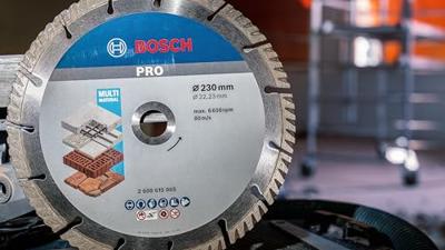 Bosch Accessories 2608615063 Standard for Universal Speed Diamanten doorslijpschijf Diameter 180 mm Boordiameter 22.23 mm 1 stuk(s) Bosch Accessories 2608615063 Standard for Universal Speed Diamanten doorslijpschijf Diameter 180 mm Boordiameter 22.23 mm 1 stuk(s)