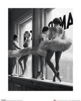 Kunstdruk Time Life - Ballerinas in Window 40x50cm - thumbnail