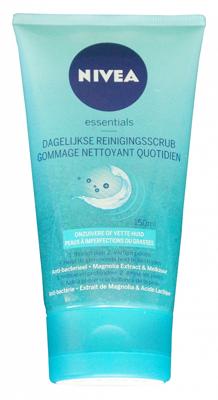 Nivea Essentials Dagelijkse Reinigingsscrub Nivea Essentials Dagelijkse Reinigingsscrub