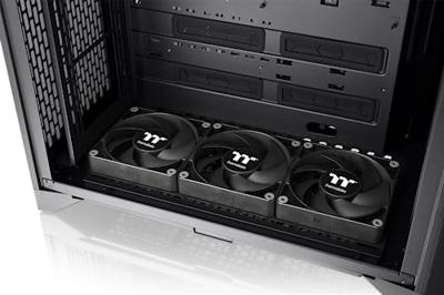 Thermaltake CTE C700 TG Midi-tower PC-behuizing Zwart