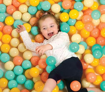 75 gemengde speelballen LUDI meerkleurig 75 gemengde speelballen LUDI meerkleurig