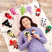 Knuffel Bandai Tikki Plush rouge Plastic - thumbnail