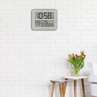 TFA Dostmann 60.4512.54 Zendergestuurd Wandklok 258 mm x 212 mm x 30 mm Zilver, Zwart Groot display TFA Dostmann 60.4512.54 Zendergestuurd Wandklok 258 mm x 212 mm x 30 mm Zilver, Zwart Groot display