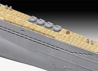 Revell 1/72 German Submarine Type VII C/41 - Platinum Edition - thumbnail
