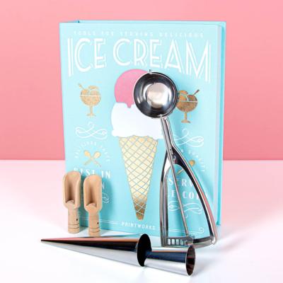 Essentials boek met ijs tools